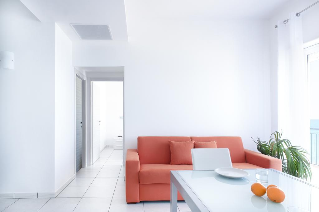 Vuelle Residence Apartments Capo dʼOrlando Quarto foto